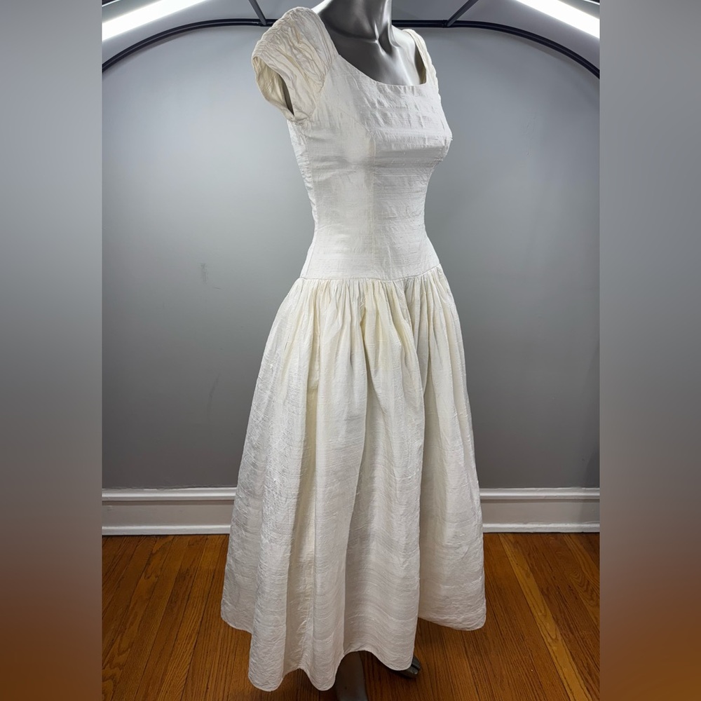 VTG CHRISTIAN DIOR Silk Wedding Dress W/ Gathered Sleeves + Button Back 26”W - Picture 8 of 13